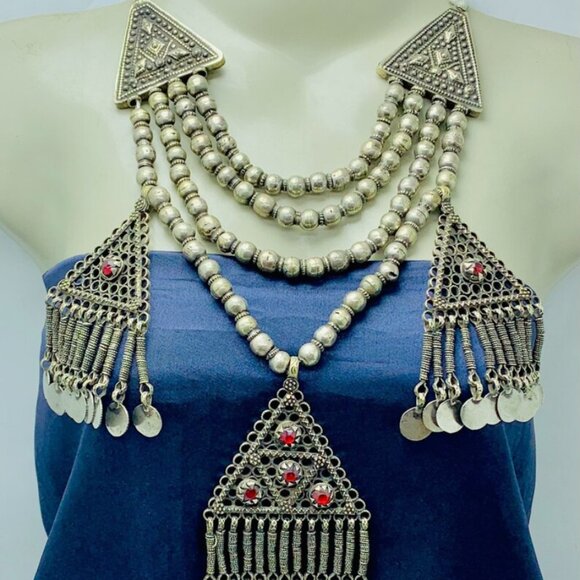 Beaded Layered Necklace, Silver Gypsy Vintage Necklace With Three Dangling - Picture 14 of 14